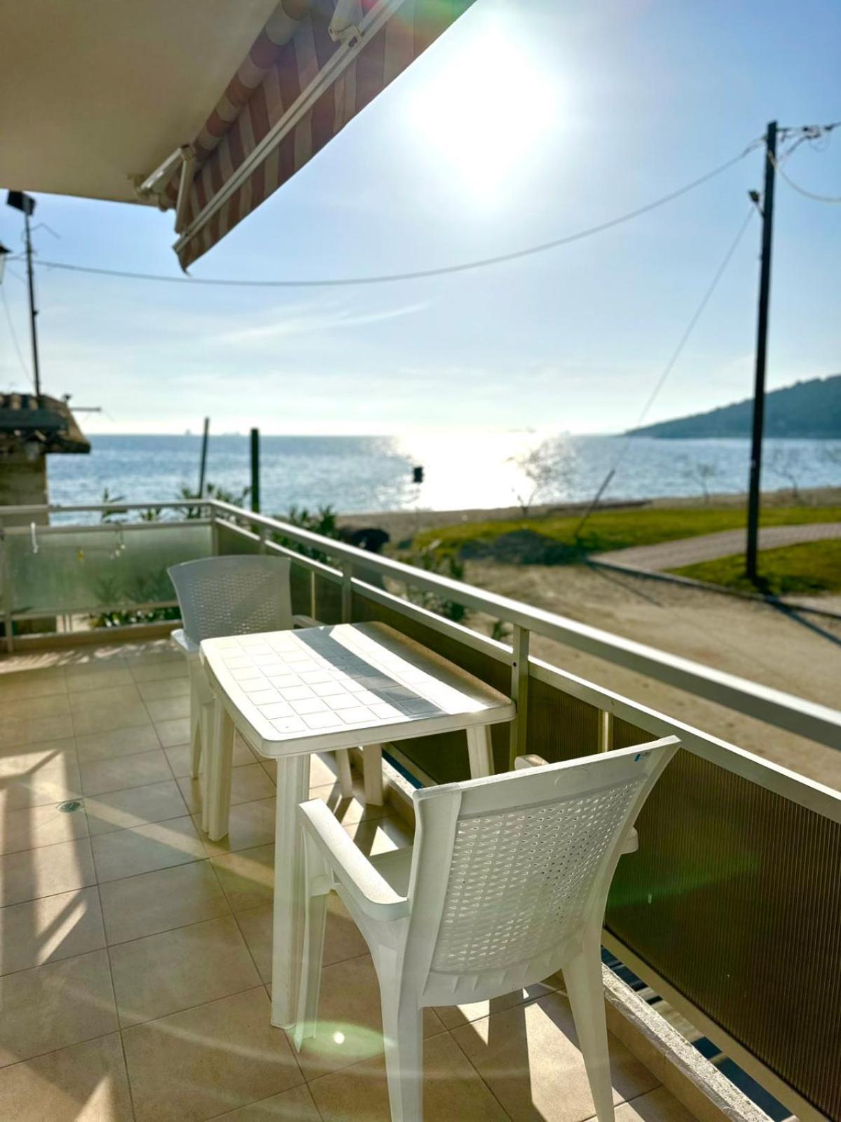 Ammos Apartments Nea Karvali Exteriér fotografie